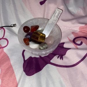 Crystals+selenite bowl